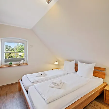 Reetdachhaus Seeblick Дом отдыха